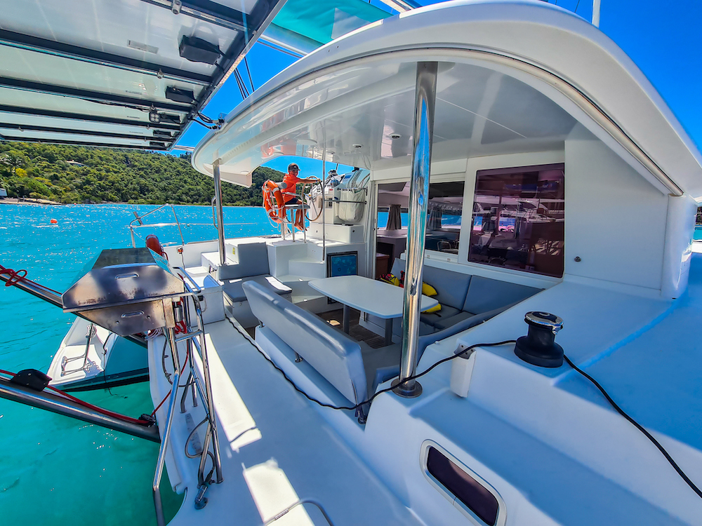 Catamaran for hire whitsunday Islands 