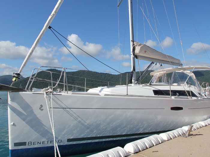 Beneteau Oceanis 34 yacht in the Whitsundays