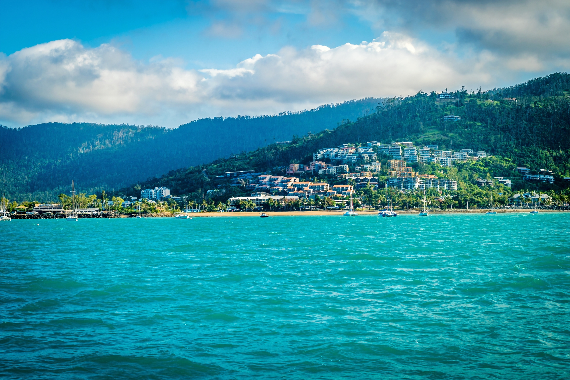 Eat, Stay & Play in Airlie Beach, the Heart of the Whitsundays