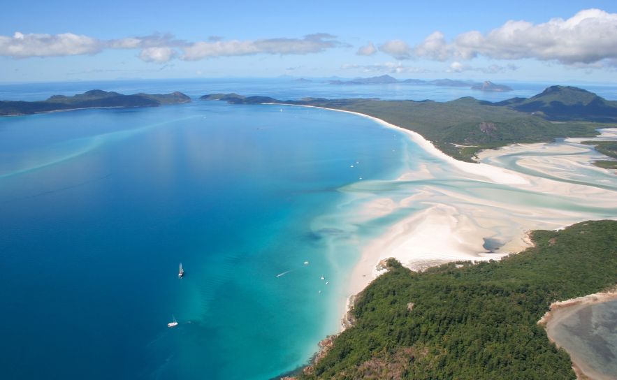 Where to charter a yacht in Queensland